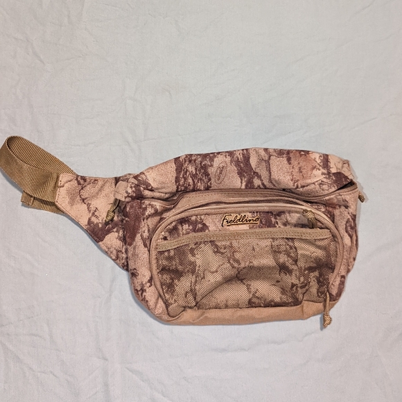 Fieldline Camouflage Fanny Pack - Picture 1 of 7